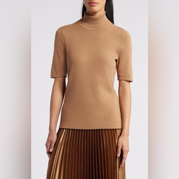 Turtleneck Short Sleeve Rib Sweater
Anne Klein - Picture 1 of 9